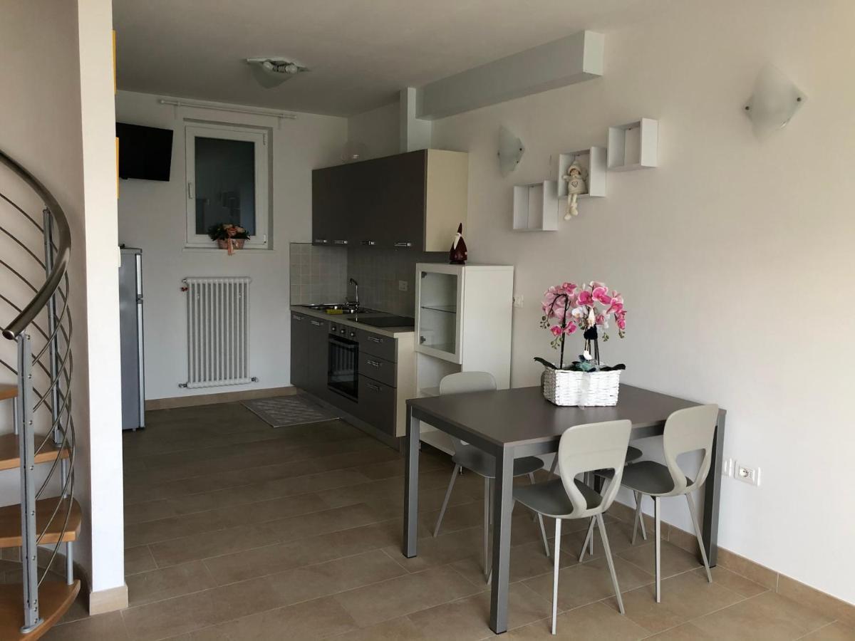 Apartamento Un Balcone Sul Garda Tremosine Exterior foto