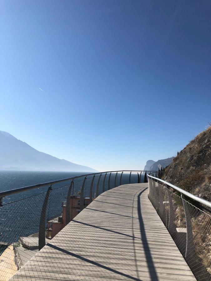 Apartamento Un Balcone Sul Garda Tremosine Exterior foto