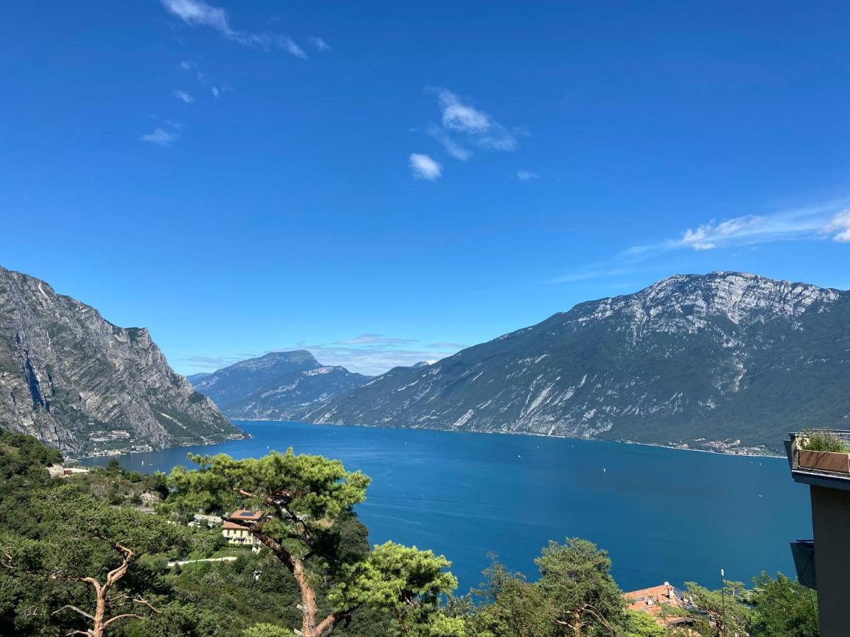 Apartamento Un Balcone Sul Garda Tremosine Exterior foto